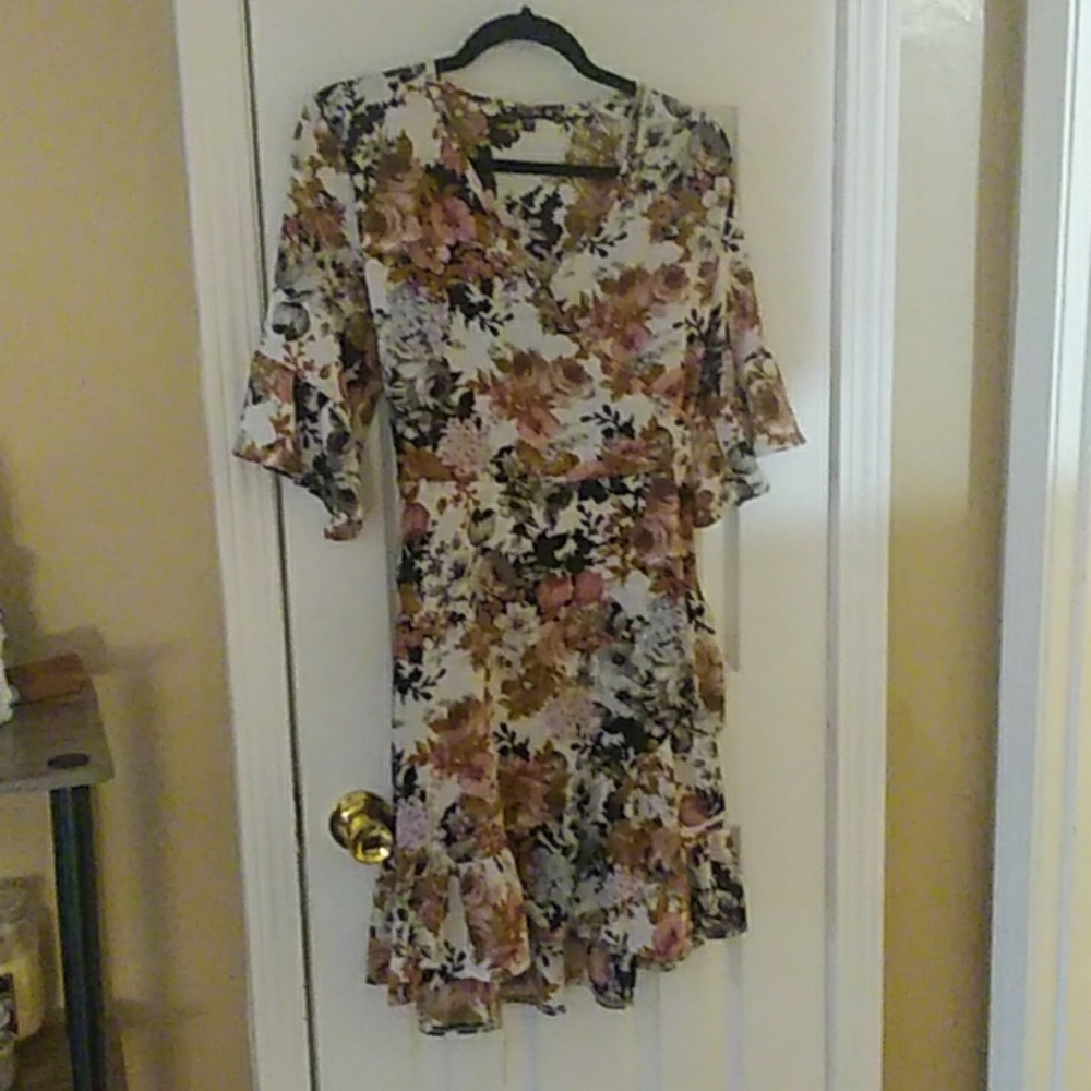 3/4 length floral dress